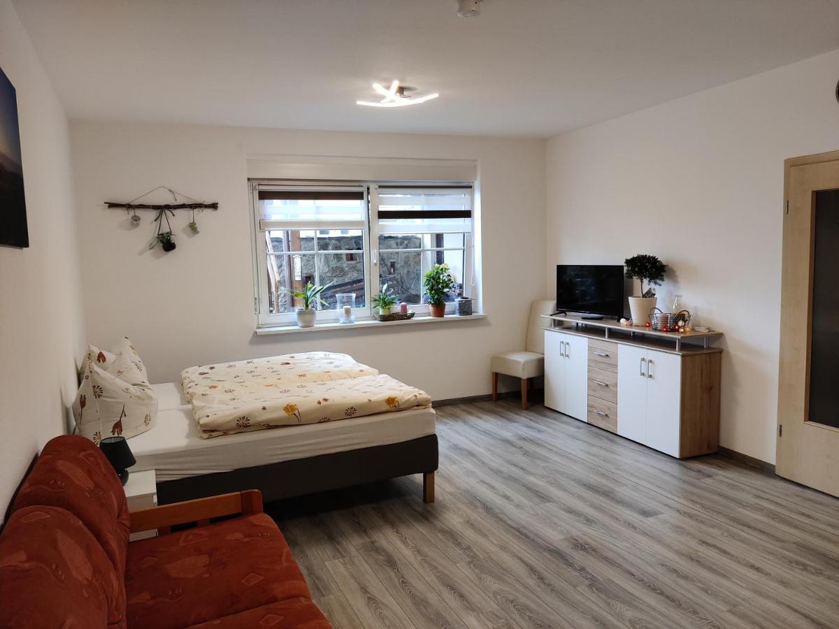 Ferienwohnung Brunow "In Der Natur Zuhause" Neundorf  Екстериор снимка