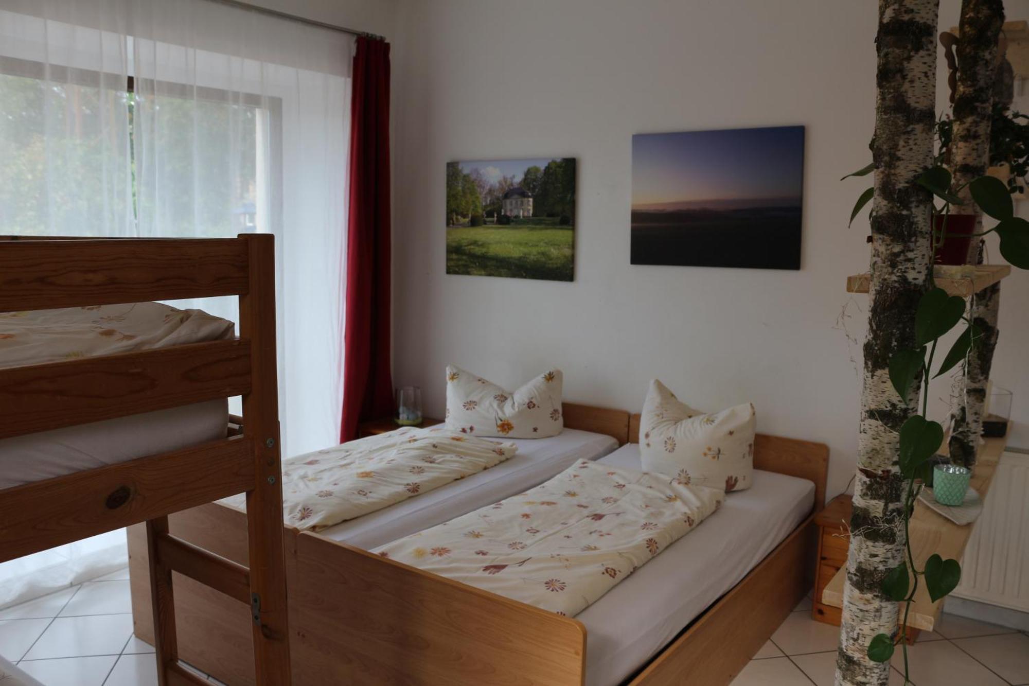 Ferienwohnung Brunow "In Der Natur Zuhause" Neundorf  Стая снимка